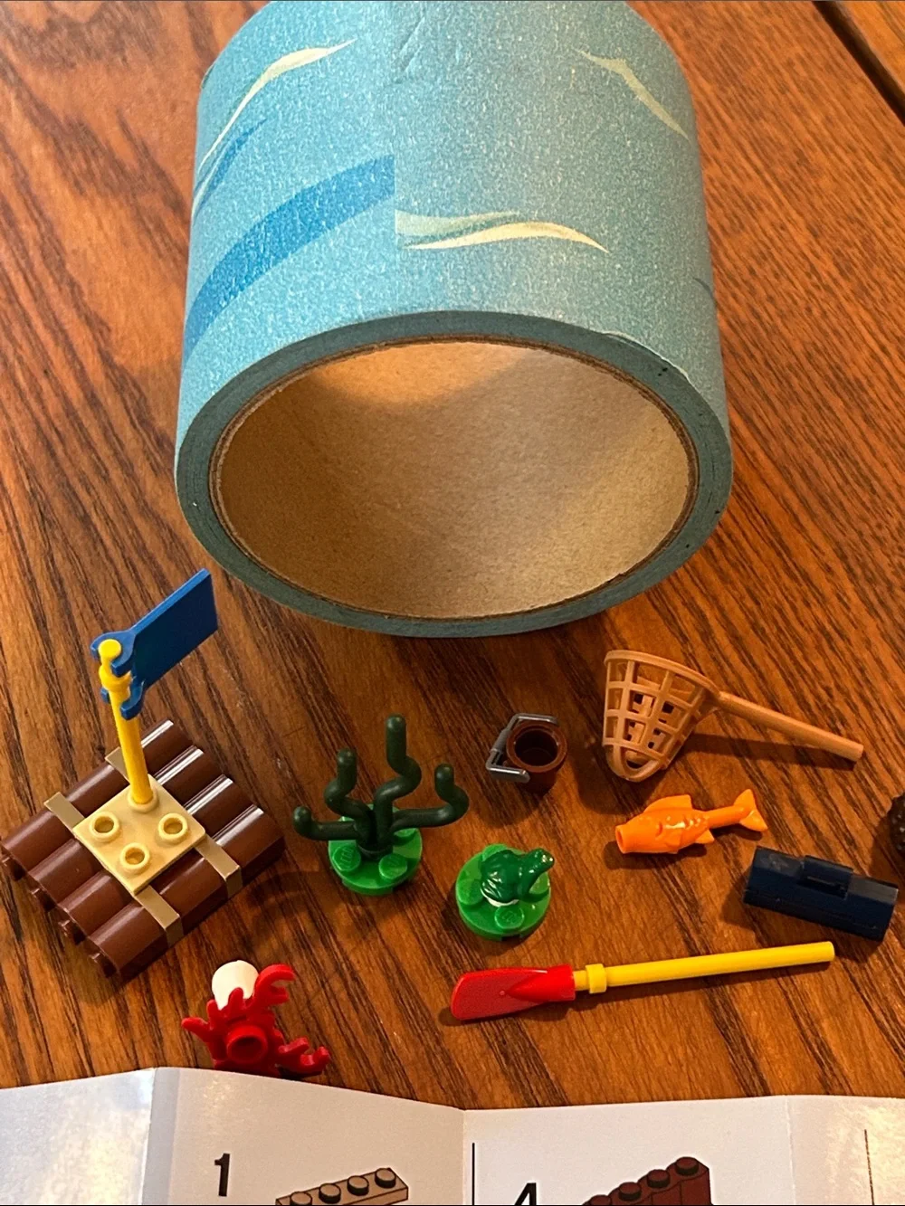 Lego xtra Blue Water Play Accessories Pack with Red Oar and Green Seaweed